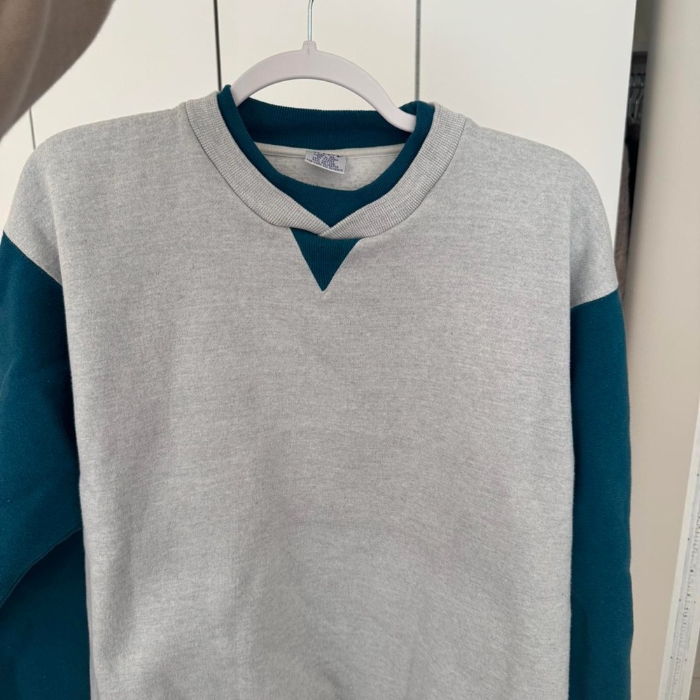 Gray and Teal Men's Sweater
